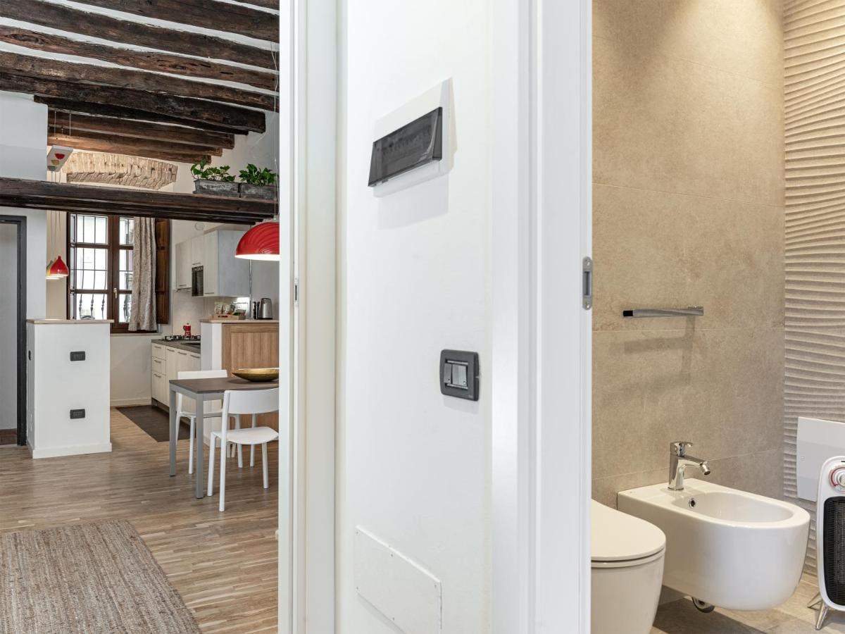 Suite "Le Vele" In The Heart Of The City Каляри Екстериор снимка